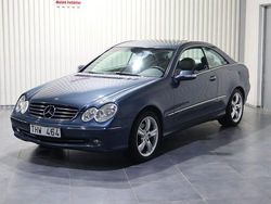Blå Begagnad 2002 Mercedes CLK240 Elegance Sportkupé | 44 900 kr (Marknadspris)