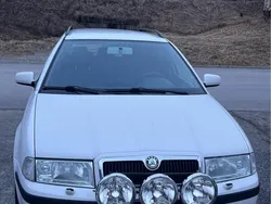 Vit Begagnad 2006 Skoda Octavia Tour Kombi | 18 000 kr (Bra pris)