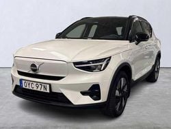 Vit Begagnad 2024 Volvo XC40 Core SUV | 399 900 kr