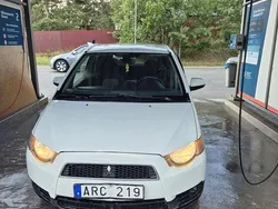 Vit Begagnad 2011 Mitsubishi Colt Halvkombi | 20 000 kr (Bra pris)