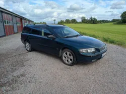 Grön Begagnad 2000 Volvo V70 Kombi | 15 000 kr (Bra pris)