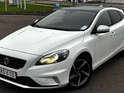 Vit Begagnad 2016 Volvo V40 R-Design Kombi | 169 000 kr (Bra pris)