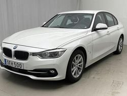 Vit Begagnad 2017 BMW 330 Sport Line Sedan | 149 000 kr (Superpris)