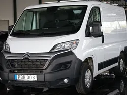 Vit Begagnad 2023 Citroën Jumper Minibuss | 249 500 kr (Marknadspris)