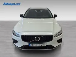 Vit Begagnad 2025 Volvo V60 Plus Kombi | 549 000 kr (Dyr)