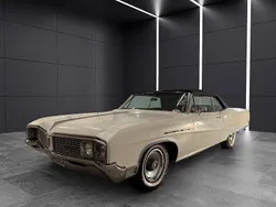 Ljusgul Begagnad 1968 Buick Electra 225 Cab | 229 900 kr