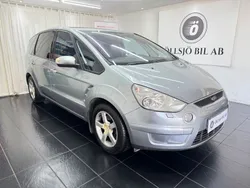 Grå Begagnad 2008 Ford S-MAX S Minibuss | 64 800 kr (Marknadspris)