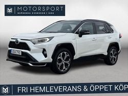 Vit Begagnad 2021 Toyota RAV4 Hybrid Premium SUV | 359 900 kr (Marknadspris)