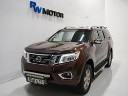 Brun Begagnad 2016 Nissan Navara 360º Pickup | 189 800 kr (Marknadspris)
