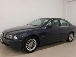 Mörkblå (blå) Begagnad 2003 BMW 525 Sedan | 29 900 kr (Bra pris)