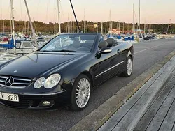 Svart Begagnad 2008 Mercedes CLK320 Avantgarde Cab | 99 900 kr