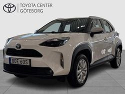 Vit Begagnad 2022 Toyota Yaris Cross Active SUV | 259 900 kr (Marknadspris)