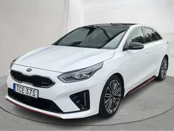 Vit Begagnad 2019 Kia Ceed | 214 900 kr
