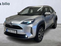 Silver Begagnad 2023 Toyota Yaris Hybrid Active SUV | 279 900 kr (Marknadspris)