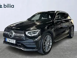 Svart Begagnad 2019 Mercedes GLC300 AMG SUV | 399 900 kr (Lite dyr)