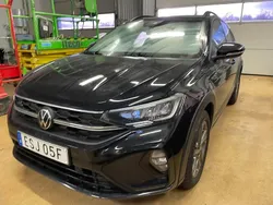 Svart metallic Begagnad 2022 VW Taigo R-line SUV | 249 000 kr
