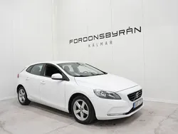 Vit Begagnad 2013 Volvo V40 Kombi | 99 800 kr (Marknadspris)