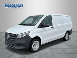 Obsidiansvart metallic Ny 2024 Mercedes Vito Minibuss | 562 375 kr (Marknadspris)