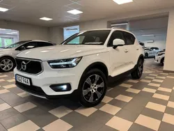 Vit Begagnad 2021 Volvo XC40 SUV | 287 900 kr (Marknadspris)