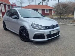Silver Begagnad 2011 VW Golf VI R Halvkombi | 155 000 kr (Marknadspris)