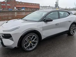 Grå Begagnad 2023 Lotus Eletre SUV | 959 000 kr
