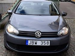 Grå Begagnad 2011 VW Golf VI Halvkombi | 64 800 kr (Marknadspris)