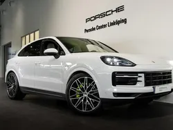 Vit (white) Begagnad 2024 Porsche Cayenne SUV | 1 195 000 kr (Superpris)
