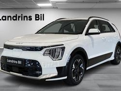 Vit (clear white) Begagnad 2022 Kia e-Niro SUV | 299 000 kr (Marknadspris)