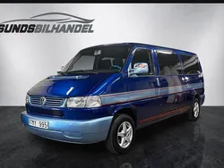 Blå Begagnad 2002 VW Caravelle Minibuss | 89 900 kr (Lite dyr)