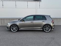 Grå Begagnad 2014 VW Golf VII R Halvkombi | 179 000 kr (Marknadspris)