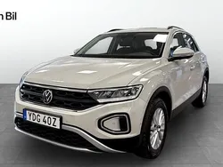 Grå Begagnad 2022 VW T-Roc Life SUV | 269 900 kr (Marknadspris)