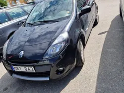 Svart Begagnad 2012 Renault Clio R.S. Halvkombi | 45 000 kr (Lite dyr)