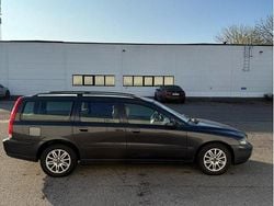 Grå Begagnad 2002 Volvo V70 Kombi | 15 000 kr (Superpris)