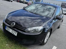 Svart Begagnad 2012 VW Golf VII Halvkombi | 74 950 kr (Bra pris)