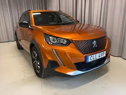 Orange Begagnad 2022 Peugeot e-2008 Allure SUV | 229 700 kr (Lite dyr)
