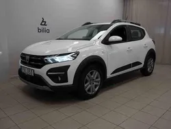 Vit Begagnad 2022 Dacia Sandero Stepway Halvkombi | 149 900 kr (Superpris)