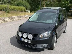 Svart Begagnad 2011 VW Caddy Maxi Minibuss | 79 000 kr (Dyr)