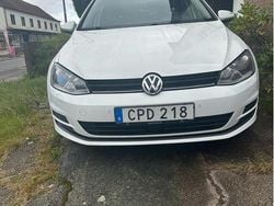 Vit Begagnad 2015 VW Golf VII Kombi | 79 000 kr (Bra pris)