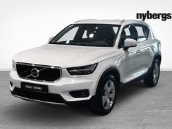 Vit Begagnad 2021 Volvo XC40 Momentum SUV | 329 000 kr (Bra pris)