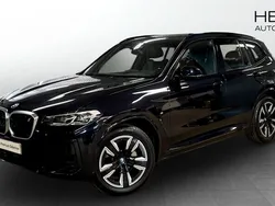 Svart (black) Begagnad 2022 BMW iX3 M Sport SUV | 474 700 kr (Bra pris)