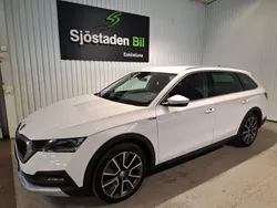 Vit Begagnad 2022 Skoda Octavia Scout Kombi | 327 900 kr (Dyr)