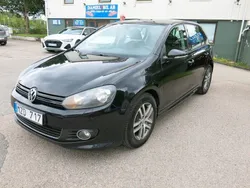 Svart Begagnad 2012 VW Golf VII Halvkombi | 74 900 kr (Marknadspris)