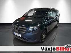 Mörkgrön (grön) Begagnad 2018 Mercedes Vito Minibuss | 137 900 kr (Marknadspris)