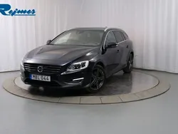 Mörkblå Begagnad 2015 Volvo V60 Business Edition Kombi | 199 800 kr (Lite dyr)