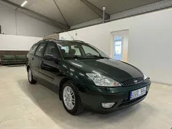 Mörkgrön Begagnad 2004 Ford Focus Kombi | 49 900 kr (Dyr)