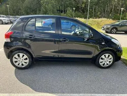Svart Begagnad 2009 Toyota Yaris Halvkombi | 42 000 kr (Bra pris)