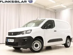 Vit Begagnad 2023 Peugeot Partner Minibuss | 249 900 kr (Dyr)