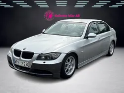 Ljusgrå Begagnad 2005 BMW 320 Advantage Sedan | 19 900 kr (Superpris)