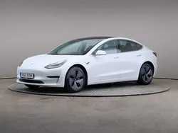Vit Begagnad 2019 Tesla Model 3 Long Range Sedan | 239 000 kr (Marknadspris)