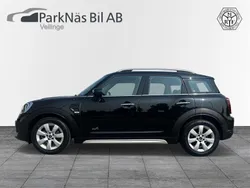 Svart Begagnad 2022 Mini Cooper Countryman SUV | 279 900 kr (Bra pris)